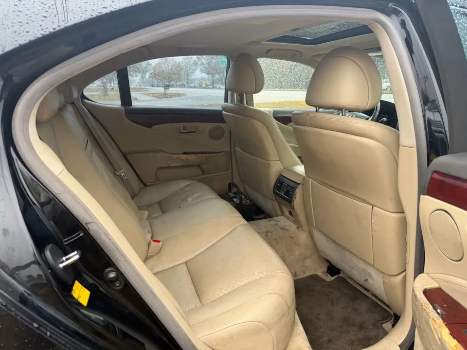 2007 Lexus LS 4th Gen - Image 13 of 14