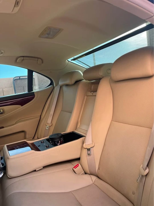 2007 Lexus LS 4th Gen - Image 8 of 8