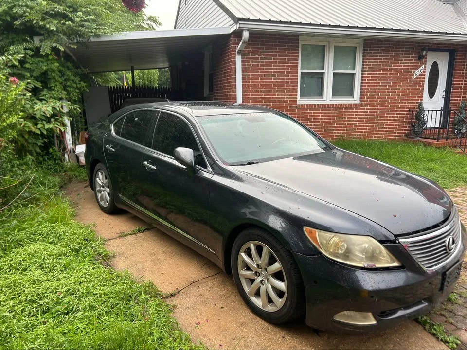 2007 Lexus LS 4th Gen - Image 2 of 5