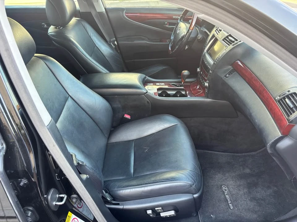 2007 Lexus LS 4th Gen - Image 8 of 15