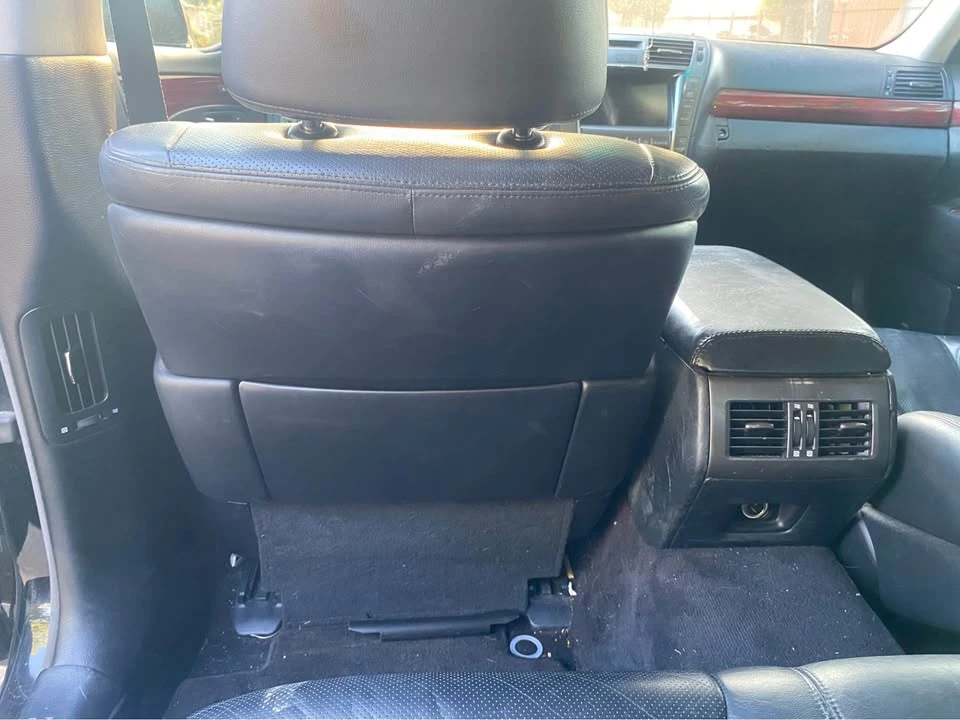 2007 Lexus LS 4th Gen - Image 16 of 19