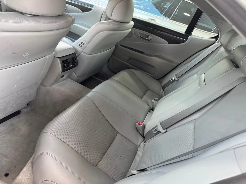 2007 Lexus LS 4th Gen - Image 7 of 15