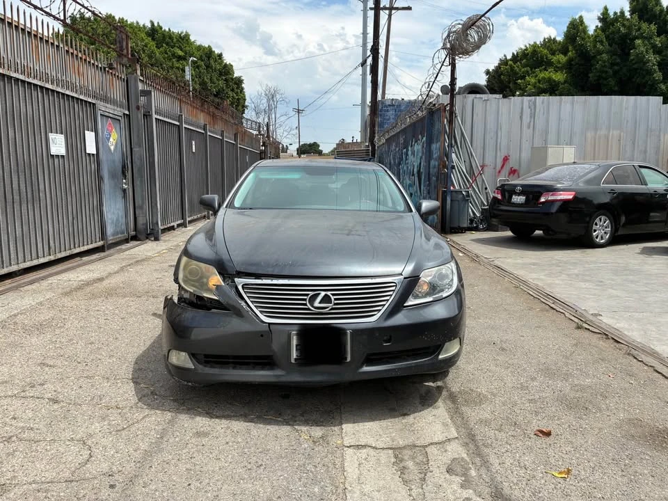 2007 Lexus LS 4th Gen - Image 6 of 9