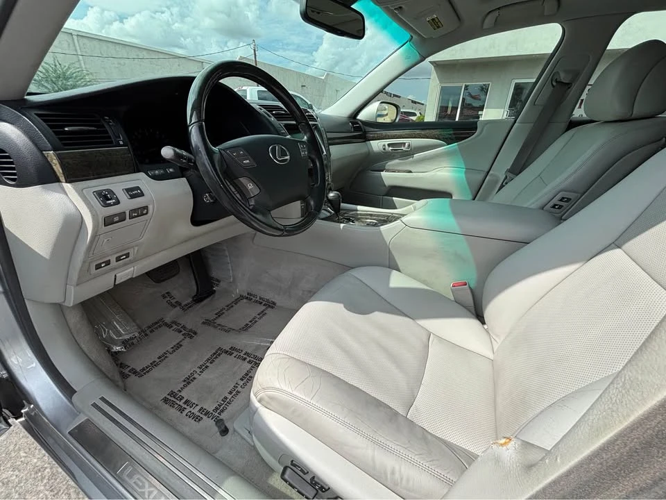 2007 Lexus LS 4th Gen - Image 11 of 19