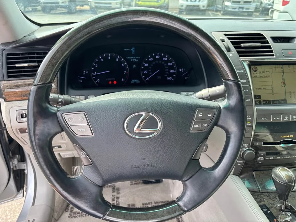 2007 Lexus LS 4th Gen - Image 16 of 19
