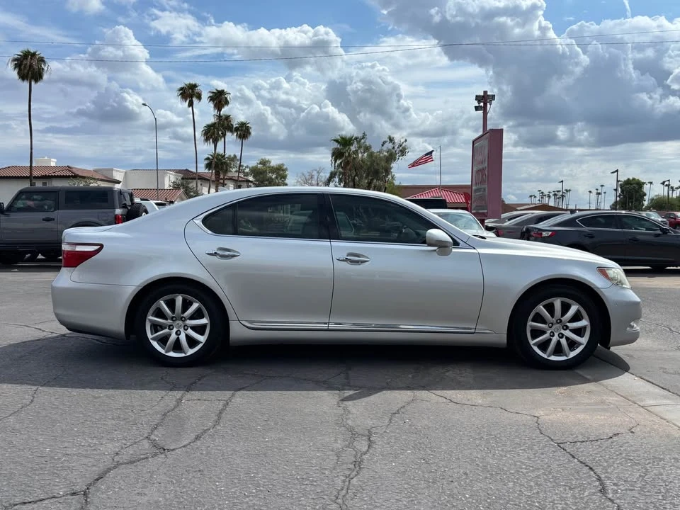 2007 Lexus LS 4th Gen - Image 2 of 19