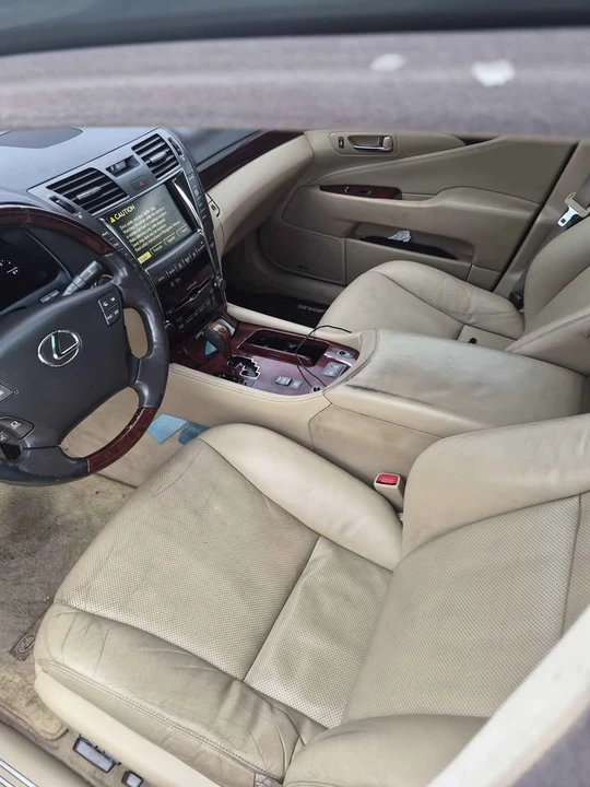 2007 Lexus LS 4th Gen - Image 5 of 6
