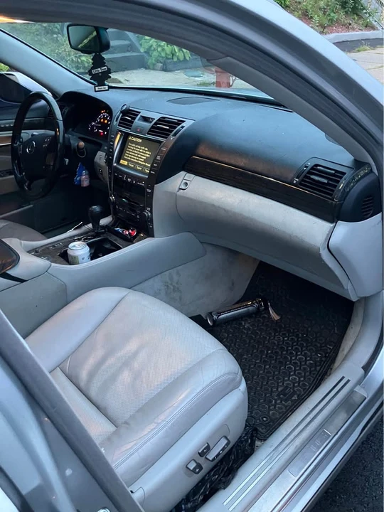 2007 Lexus LS 4th Gen - Image 5 of 6