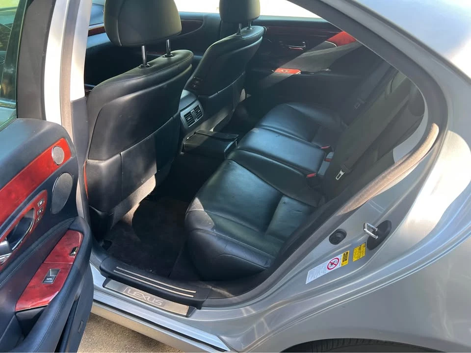 2007 Lexus LS 4th Gen - Image 6 of 13