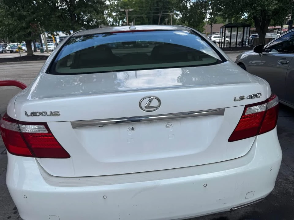 2007 Lexus LS 4th Gen - Image 3 of 15