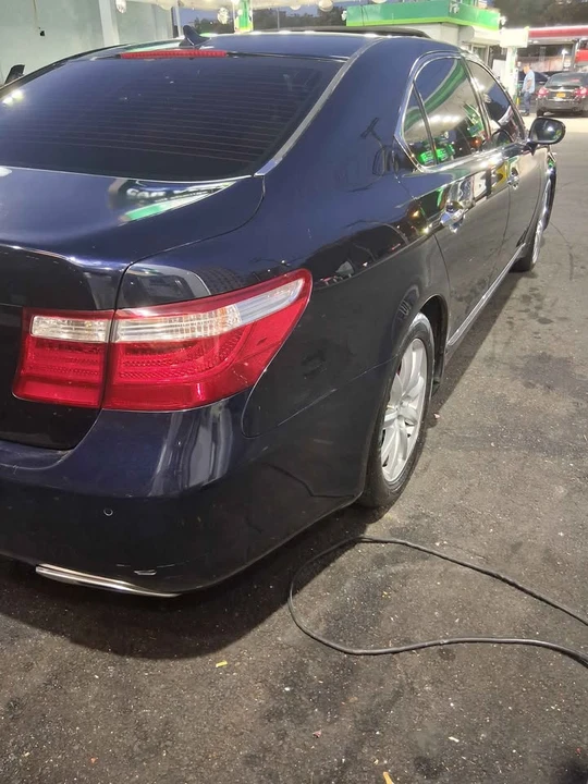 2007 Lexus LS 4th Gen - Image 4 of 7
