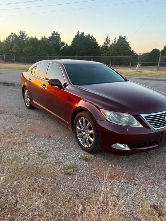 2007 Lexus LS 4th Gen - Image 5 of 12