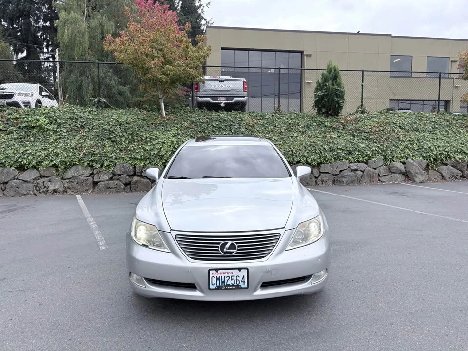 2007 Lexus LS 4th Gen - Image 5 of 6