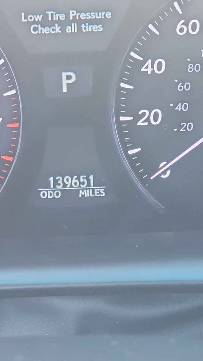 2007 Lexus LS 4th Gen - Image 11 of 11