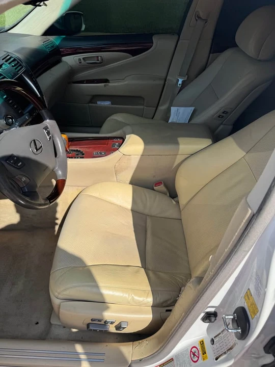 2007 Lexus LS 4th Gen - Image 9 of 15