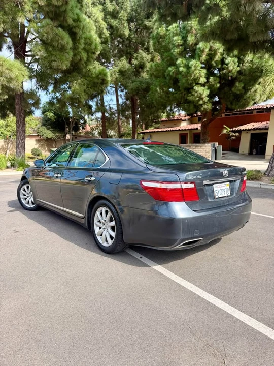 2007 Lexus LS 4th Gen - Image 3 of 17