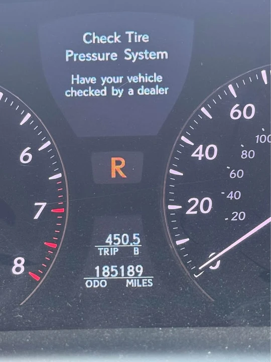 2007 Lexus LS 4th Gen - Image 14 of 15
