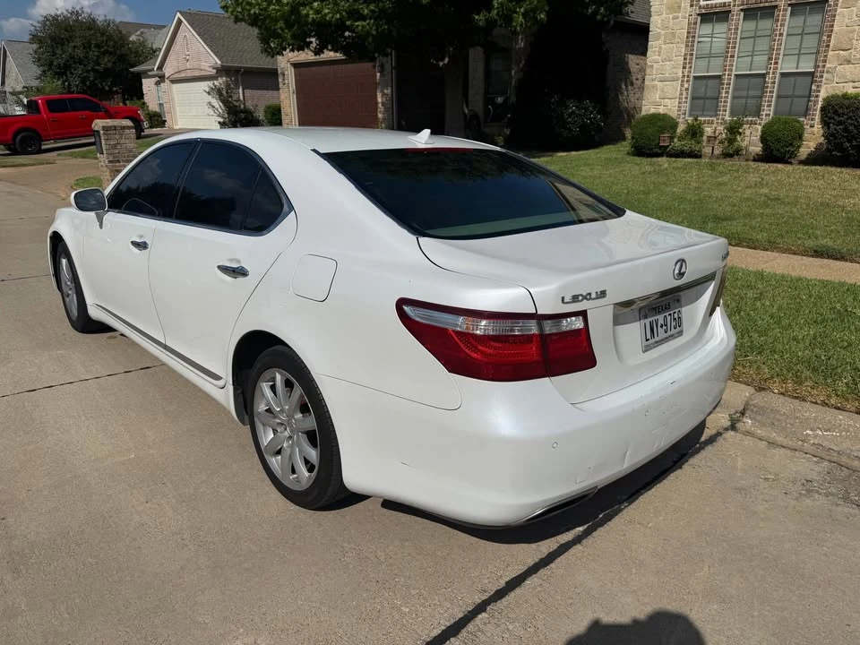 2007 Lexus LS 4th Gen - Image 6 of 15