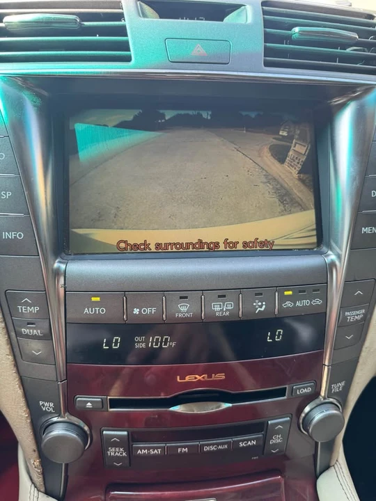 2007 Lexus LS 4th Gen - Image 13 of 15