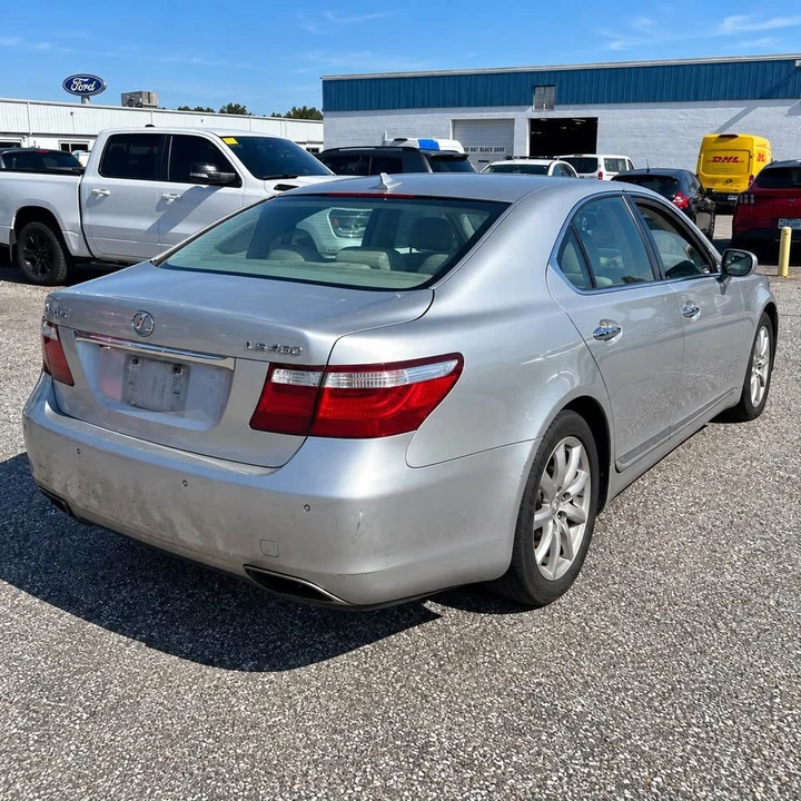 2007 Lexus LS 4th Gen - Image 7 of 8