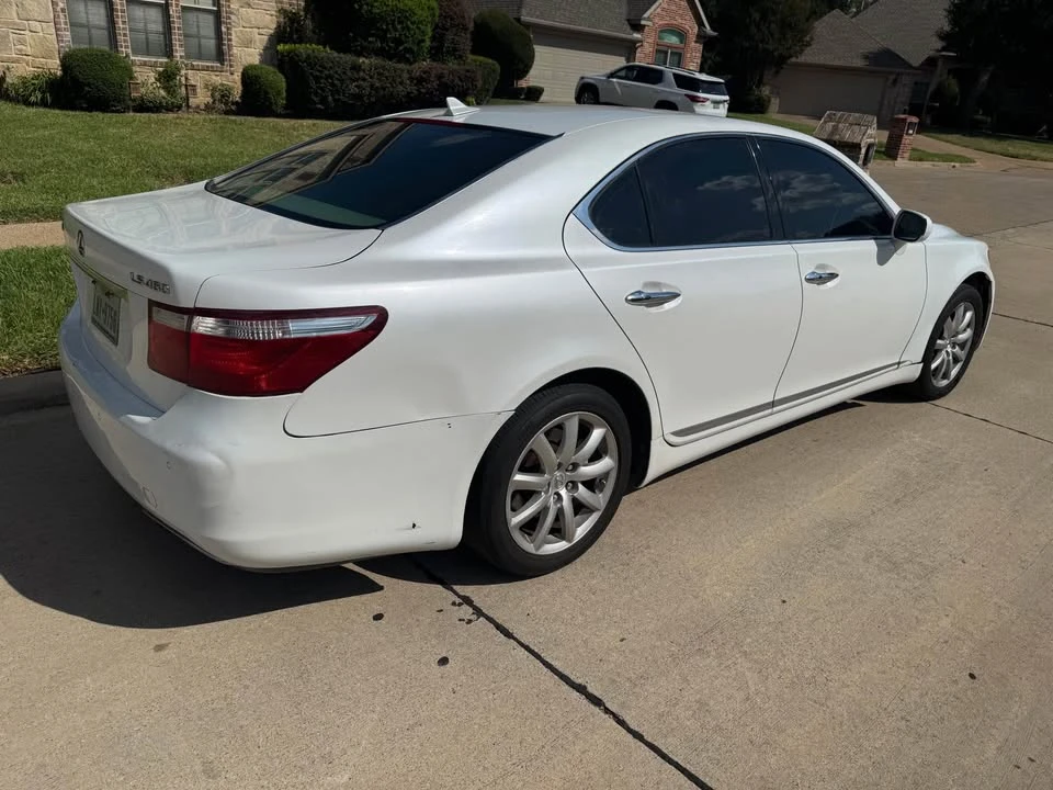 2007 Lexus LS 4th Gen - Image 7 of 15