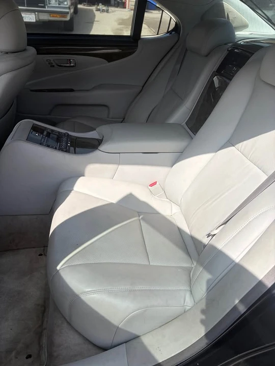 2007 Lexus LS 4th Gen - Image 7 of 7
