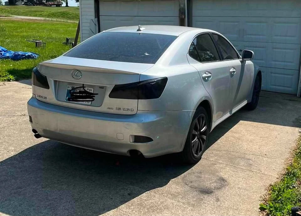 2007 Lexus LS 4th Gen - Image 2 of 3