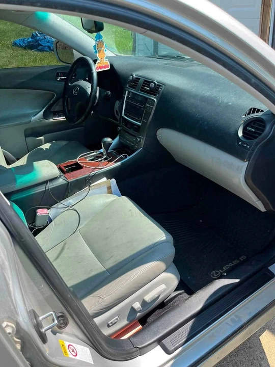 2007 Lexus LS 4th Gen - Image 3 of 3