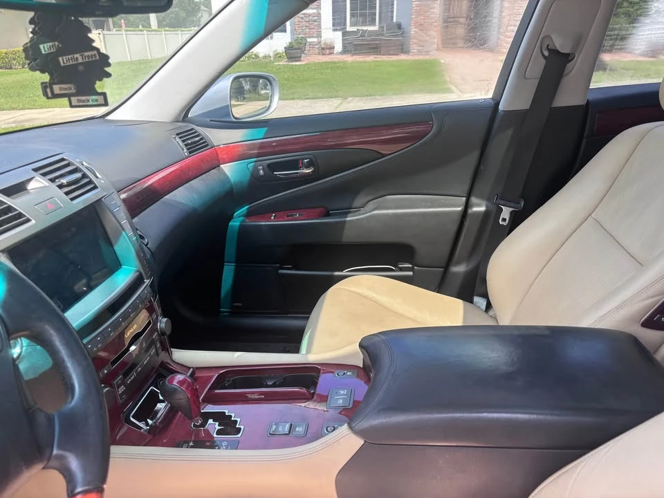2007 Lexus LS 4th Gen - Image 6 of 6