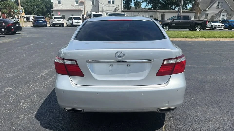 2007 Lexus LS 4th Gen - Image 4 of 14