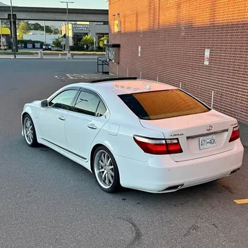 2007 Lexus LS460