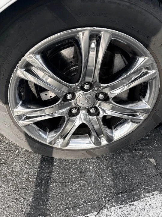 2007 Lexus LS 4th Gen - Image 4 of 17