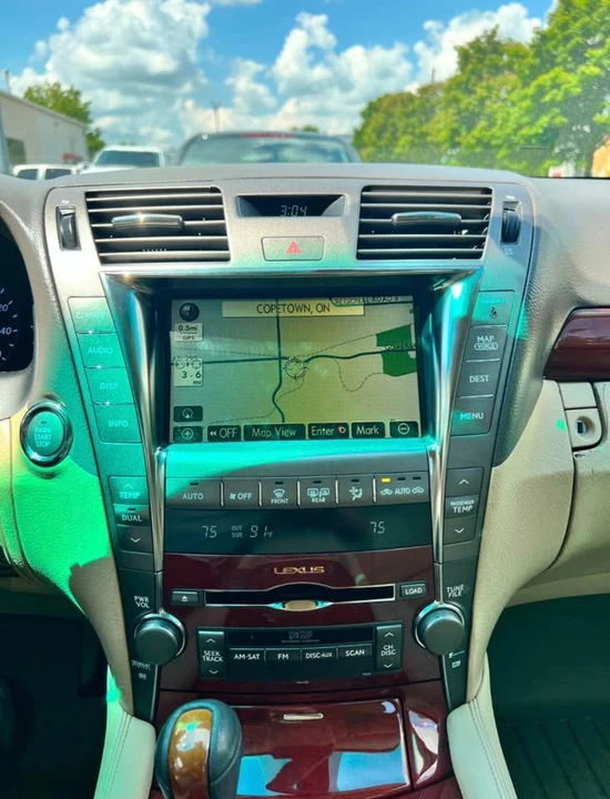 2007 Lexus LS 4th Gen - Image 8 of 9