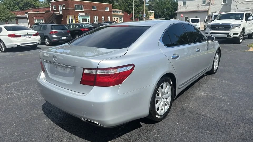 2007 Lexus LS 4th Gen - Image 3 of 14