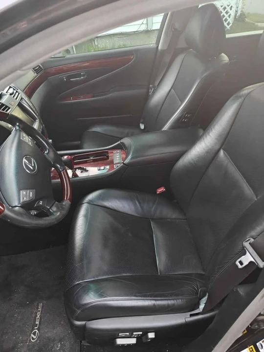 2007 Lexus LS 4th Gen - Image 5 of 6