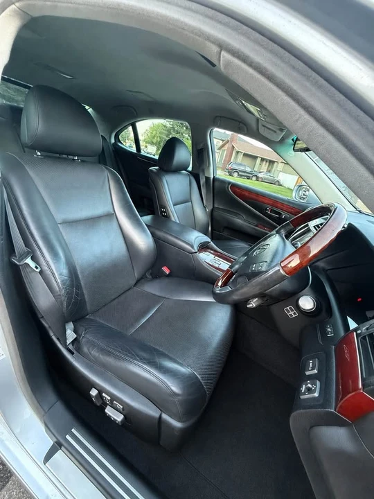2007 Lexus LS 4th Gen - Image 7 of 9