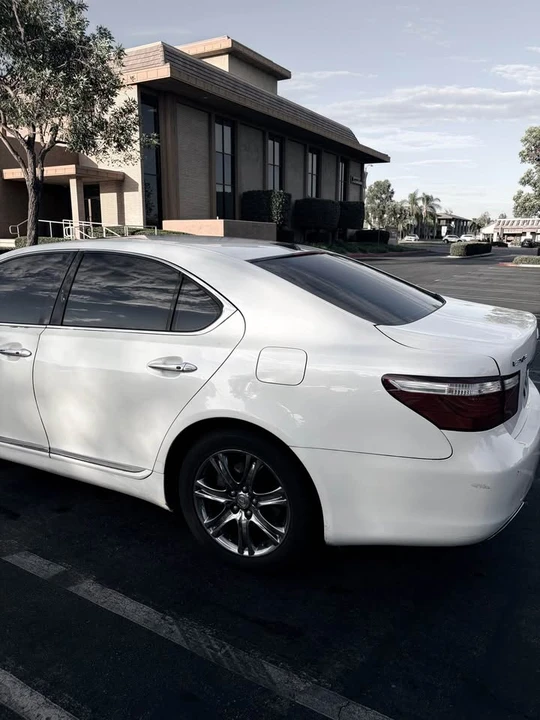 2007 Lexus LS 4th Gen - Image 7 of 18