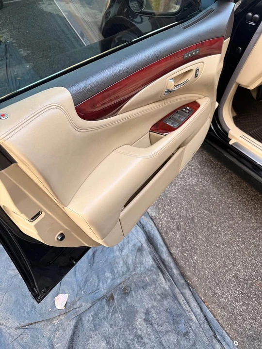 2007 Lexus LS 4th Gen - Image 11 of 14