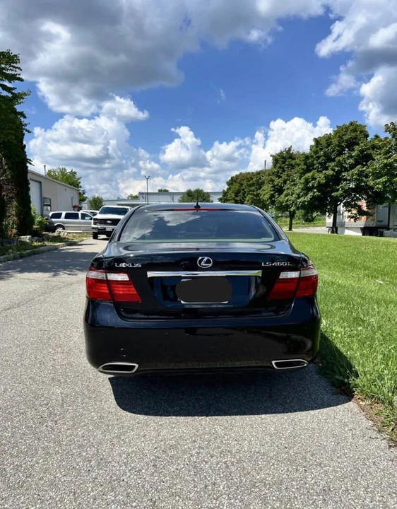 2007 Lexus LS 4th Gen - Image 4 of 9