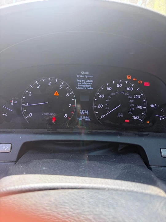 2007 Lexus LS 4th Gen - Image 16 of 17