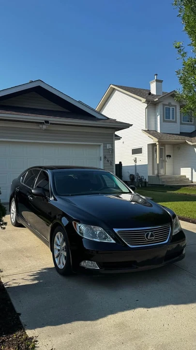 2007 Lexus LS 4th Gen - Image 5 of 10