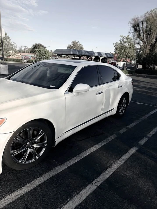 2007 Lexus LS 4th Gen - Image 6 of 18