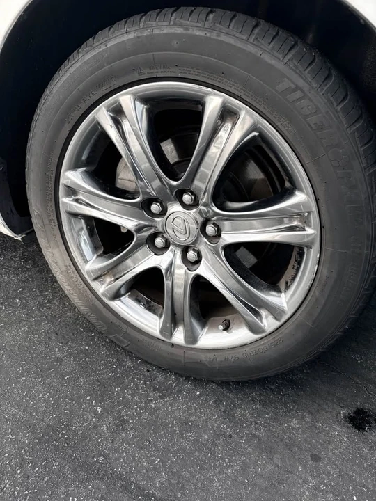 2007 Lexus LS 4th Gen - Image 8 of 17