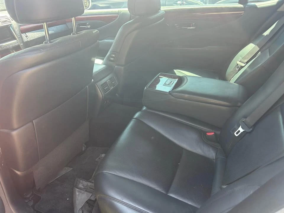 2007 Lexus LS 4th Gen - Image 6 of 7
