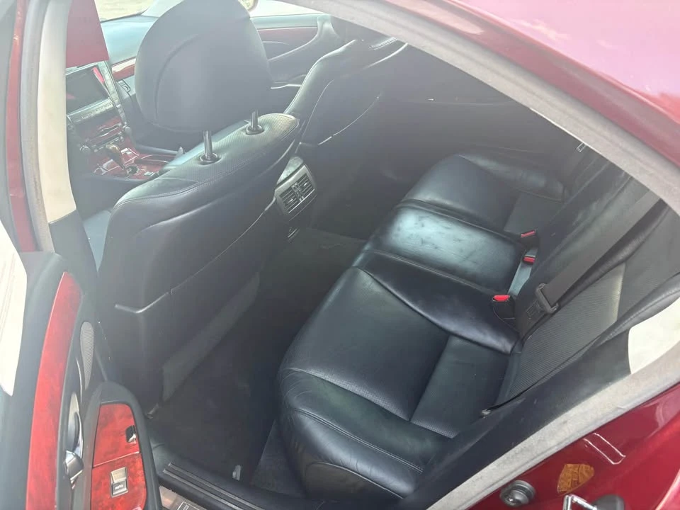 2007 Lexus LS 4th Gen - Image 6 of 7