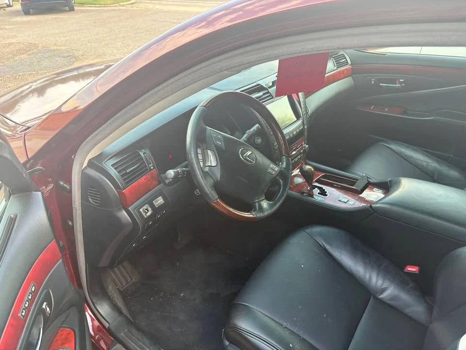 2007 Lexus LS 4th Gen - Image 7 of 7