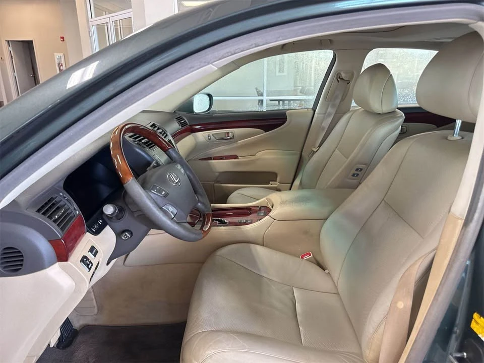 2007 Lexus LS 4th Gen - Image 9 of 14
