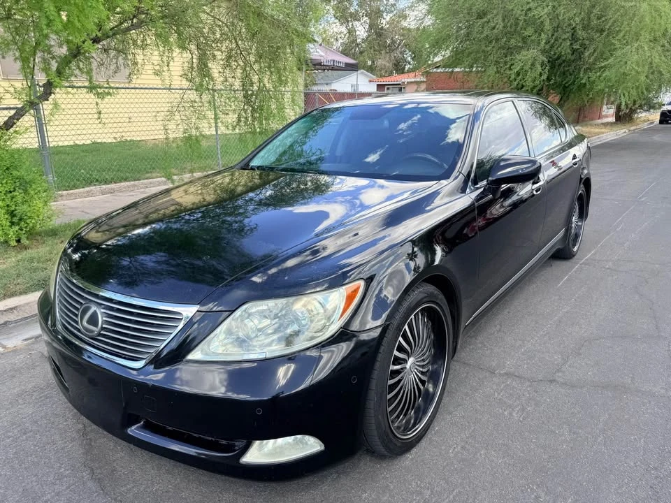2007 Lexus LS 4th Gen - Image 13 of 15