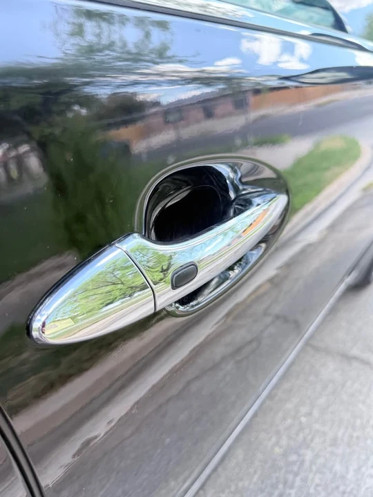 2007 Lexus LS 4th Gen - Image 11 of 15