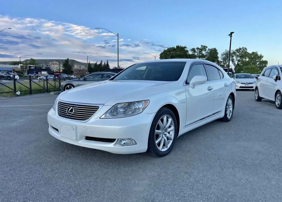 2007 Lexus LS 4th Gen - Image 2 of 9